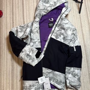 Salomon puff jacket